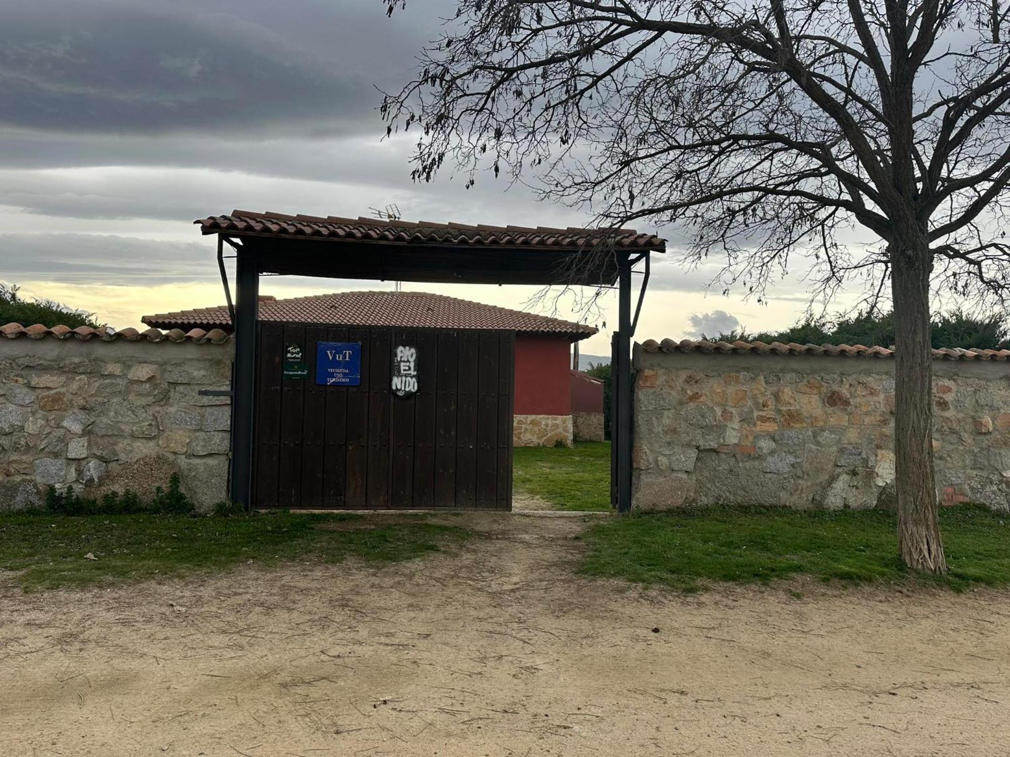 Vivienda De Uso Turistico El Nido Konuk evi La Serrada Dış mekan fotoğraf
